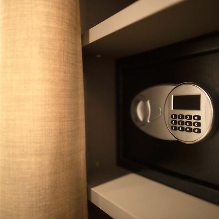 Palazzo Bellocchi - Suites & Apartments 布林迪西 客房 照片