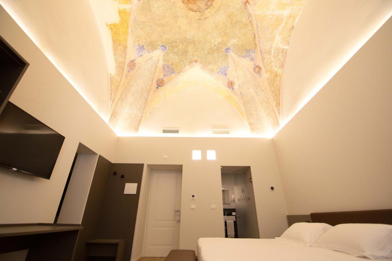 Palazzo Bellocchi - Suites & Apartments 布林迪西 外观 照片